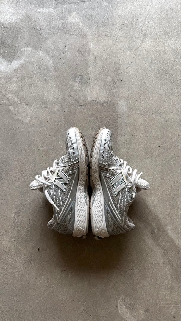 【美品】New Balance 1906R シルバーメタリック　27cm