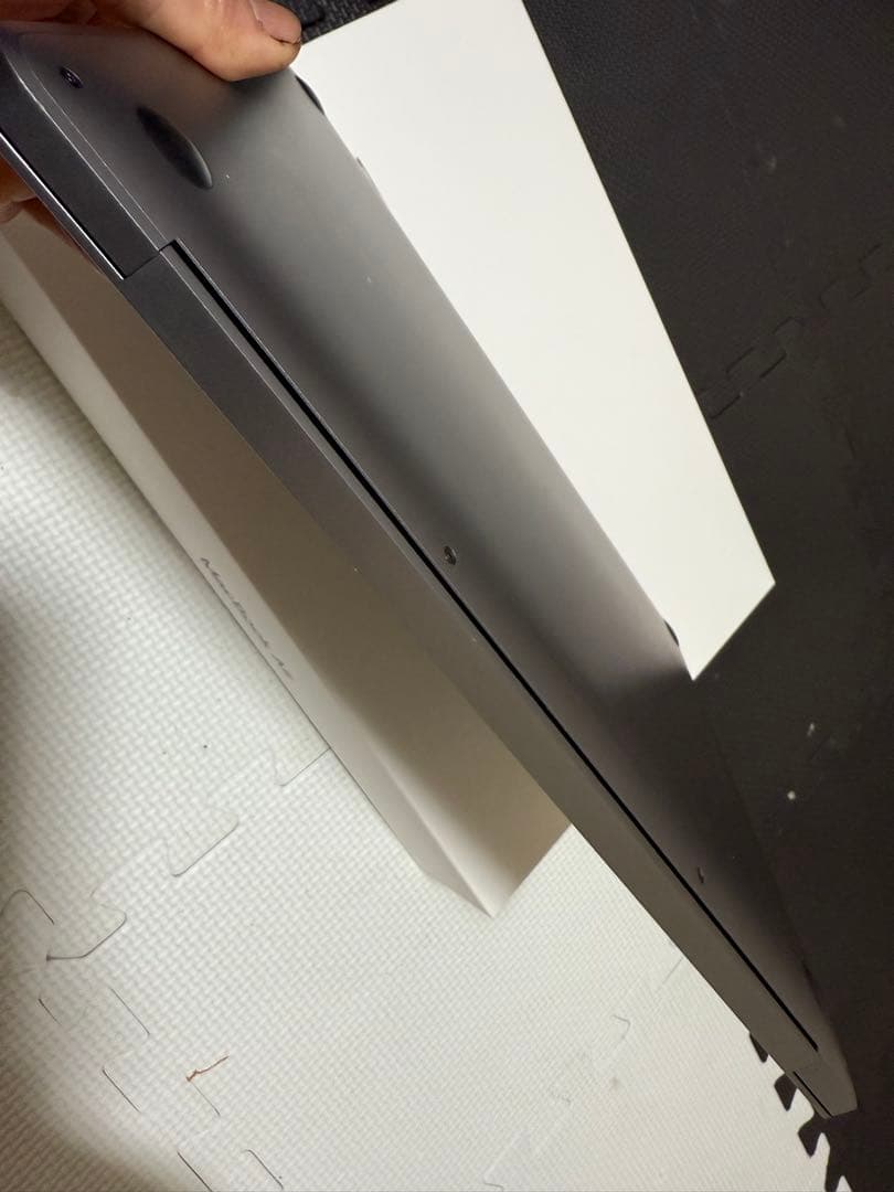 Apple MacBook Air 13インチ スペースグレイ