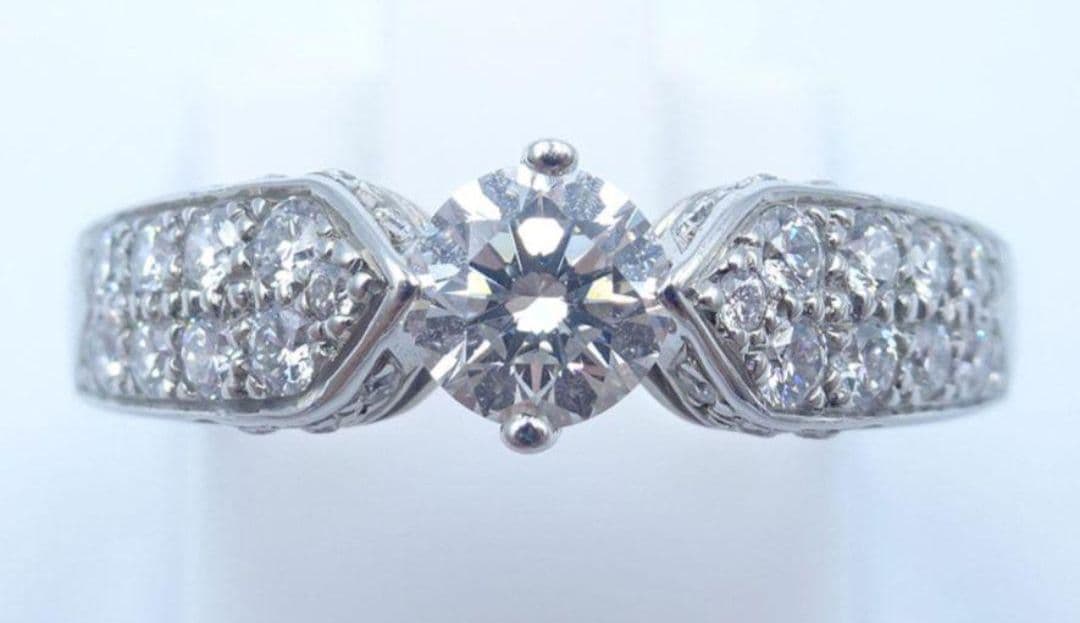 ショーメ プリュム マルチ ダイヤリング 0.31ct/F/VVS2/VG