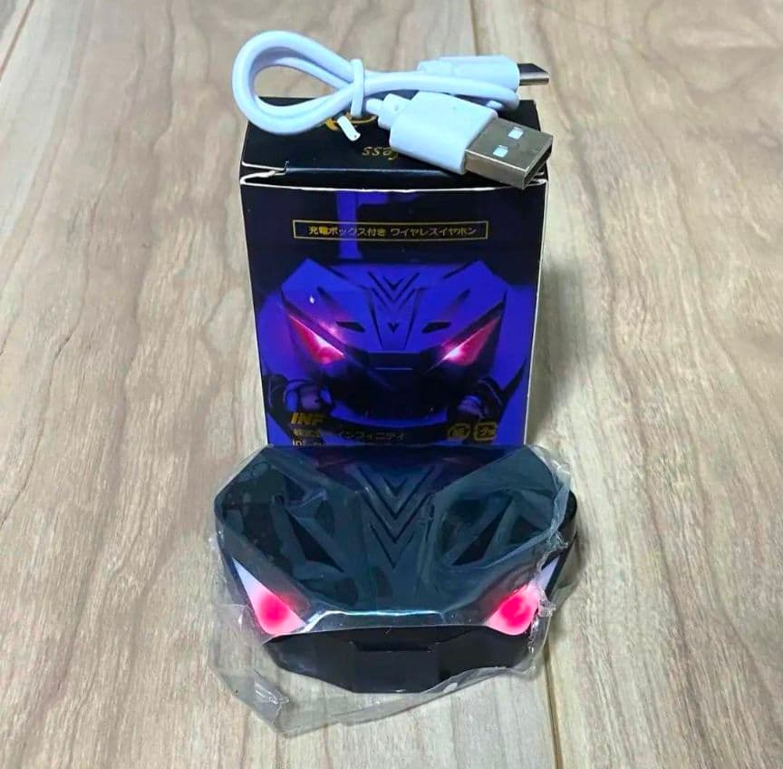 ジャグラー ワイヤレスイヤホン　おまけ付き　2点