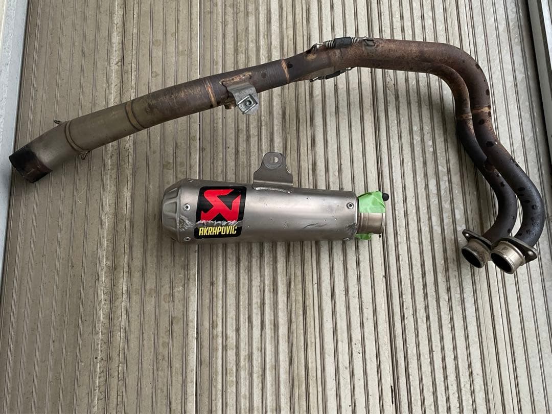 アクラポビッチ　レーシングライン ステンレス YZF-R25