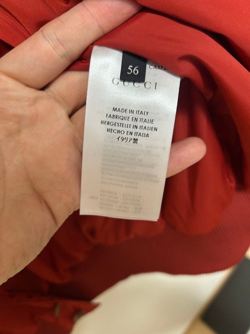 GUCCI レッド ジャンパー