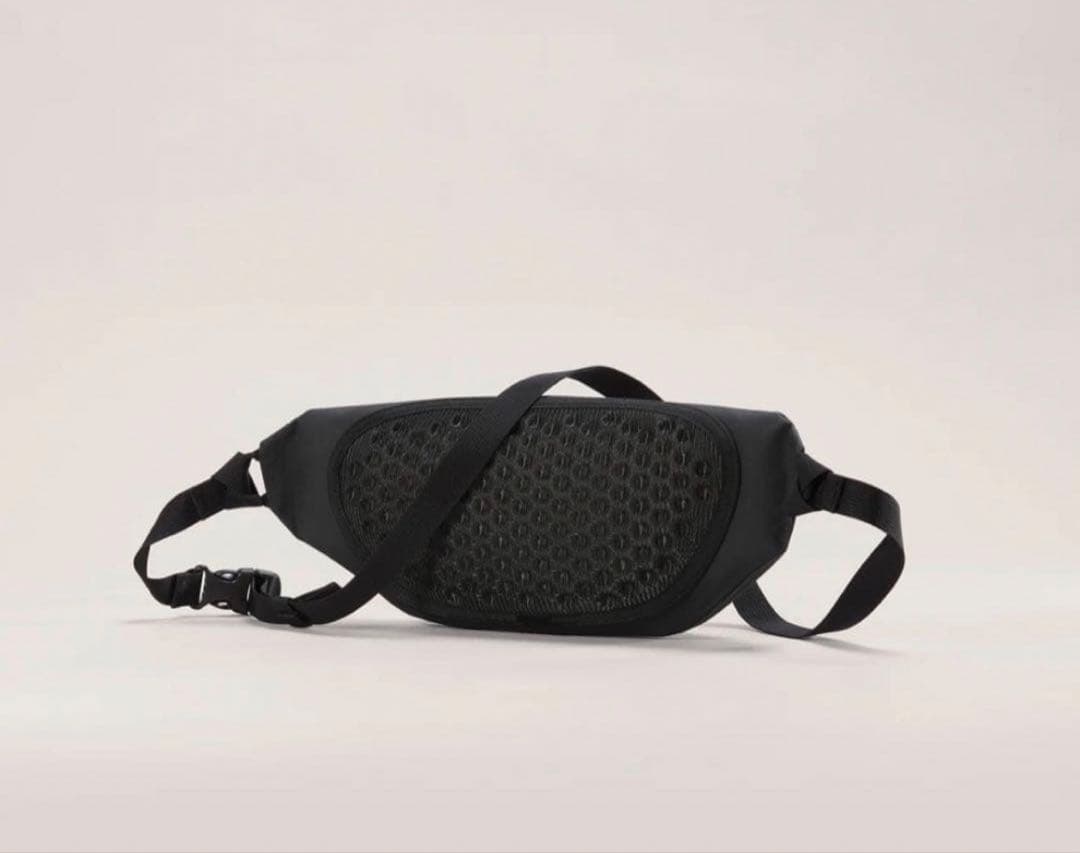 Arc'teryx グランヴィル クロスボディ バッグ