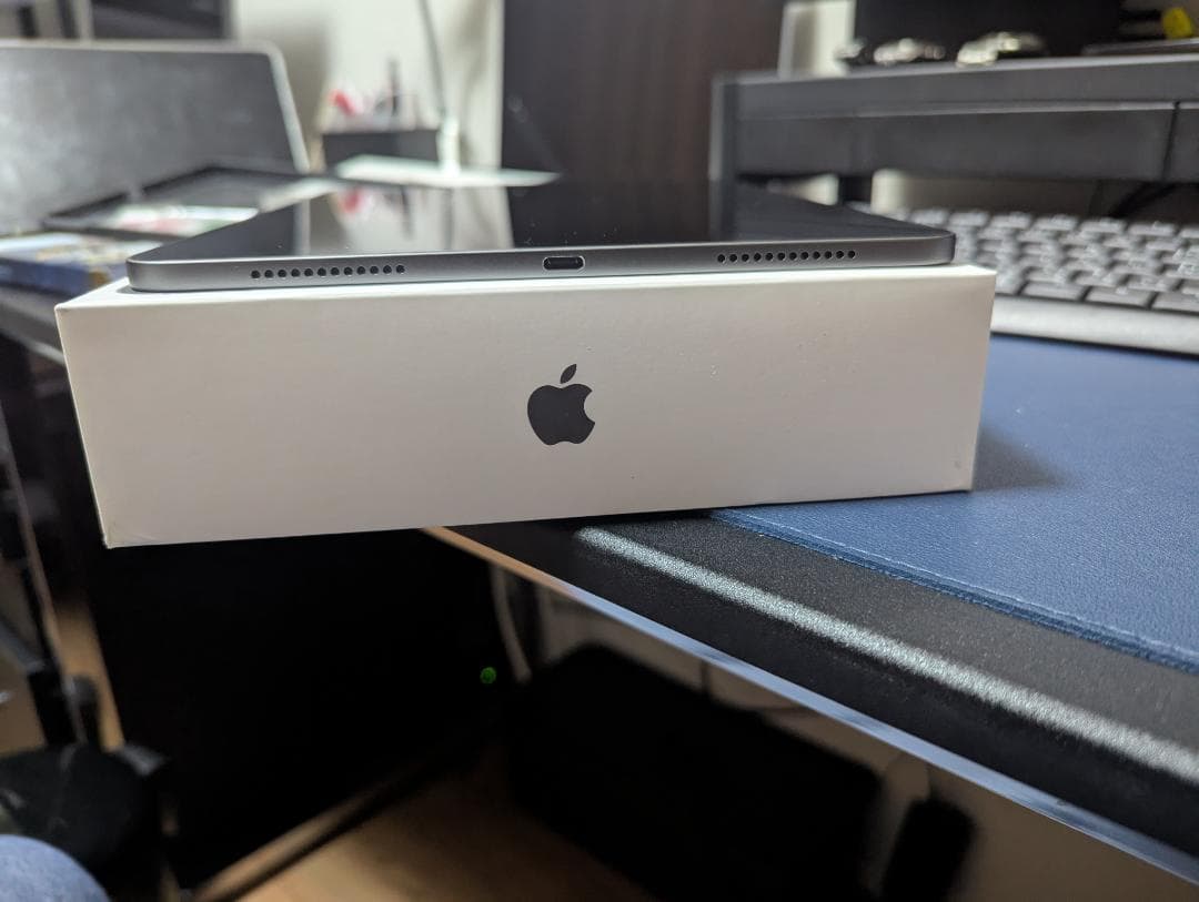 【おまけ付】iPad Air 第5世代 256GB Wi-Fiモデル・超美品