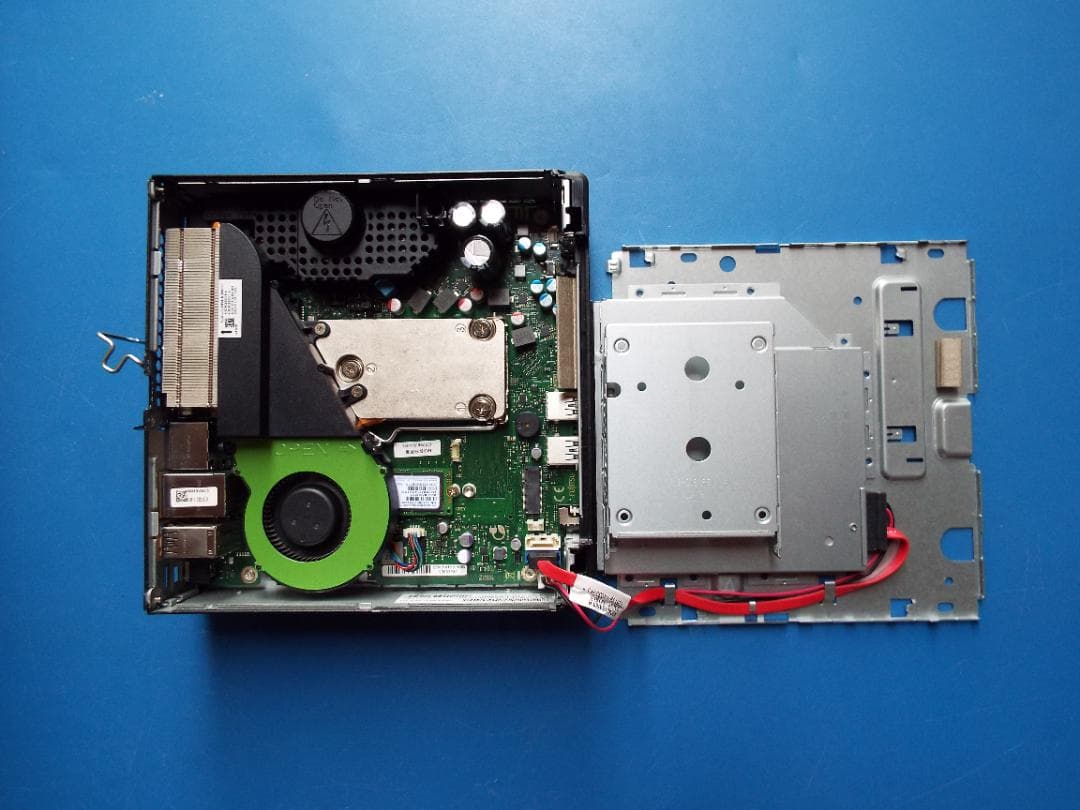 Q7010/E i3-10100Tメモリ16GB SSD512GB Win11