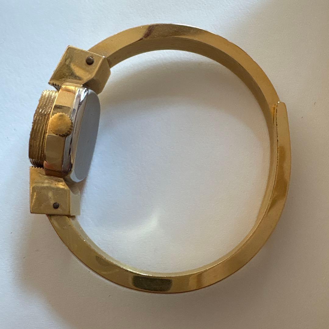 チャンドラー　腕時計　ブレスレット　薔薇