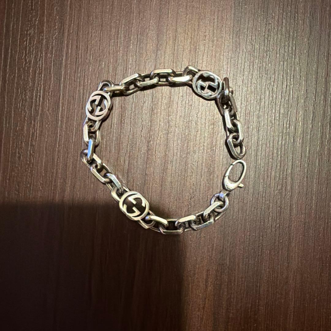 シルバーチェーンブレスレット ロゴモチーフ