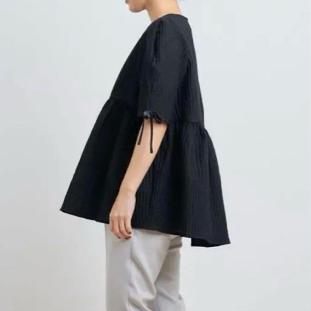 美品！yori ヨリ　フクレフレアブラウス ブラック　38