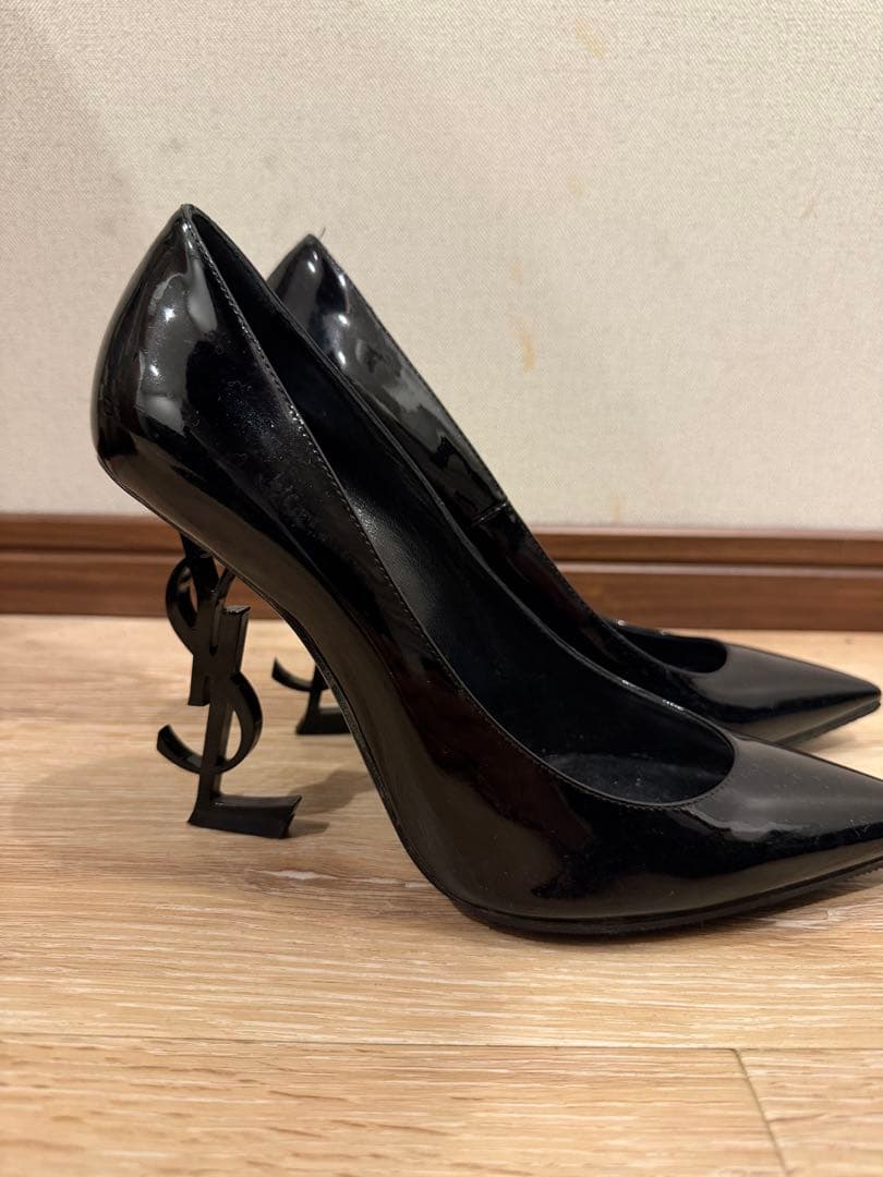 【極美品】サンローラン パリ エナメル パンプス ブラック 38（25cm）