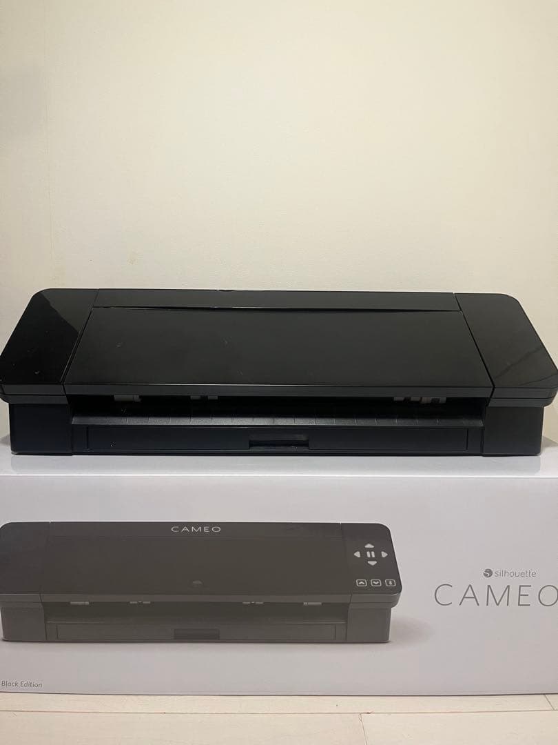 シルエットカメオ4 (Silhouette CAMEO 4)カッティングマシン