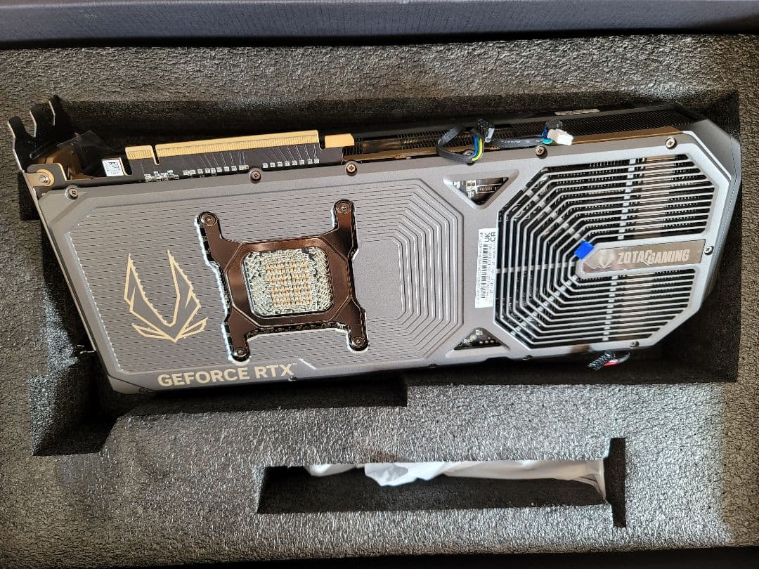 ZOTAC GAMING GEFORCE RTX 5090 Amp ジャンク