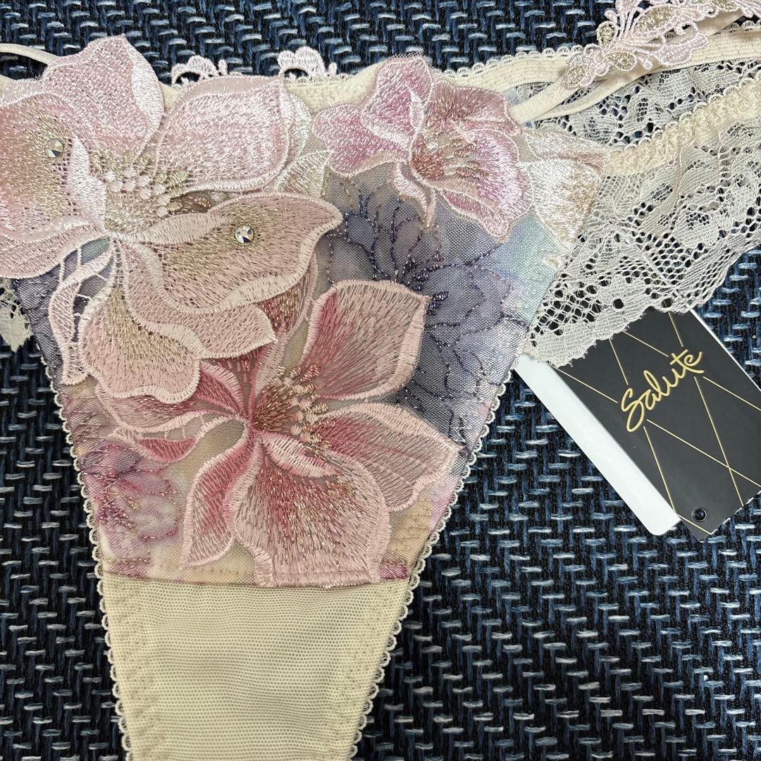 Salute 花柄刺繍 ブラジャーショーツセット