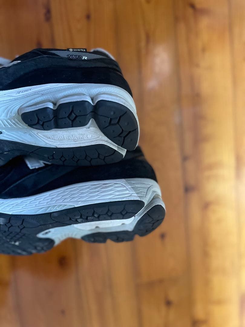 New Balance M2002RXDゴアテックス