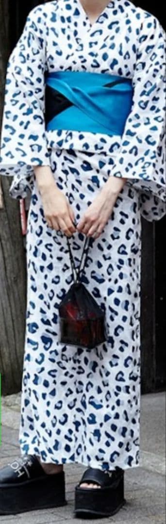 パメオポーズ　青レオパード浴衣　綿　万博やイベントや推し活にも！