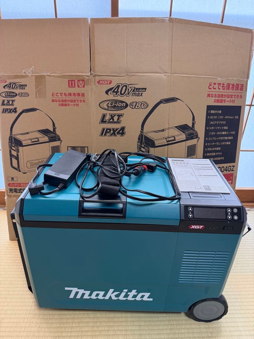 マキタ　充電式保冷温庫　CW004GZ 29L