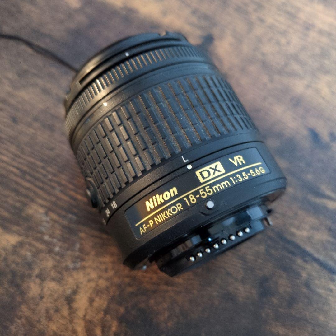 Nikon D3300 デジタル一眼レフカメラ レンズ付き