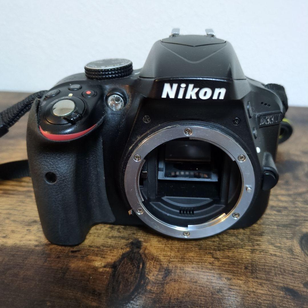 Nikon D3300 デジタル一眼レフカメラ レンズ付き
