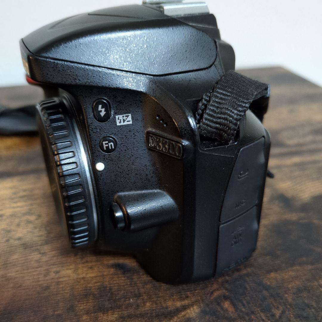 Nikon D3300 デジタル一眼レフカメラ レンズ付き