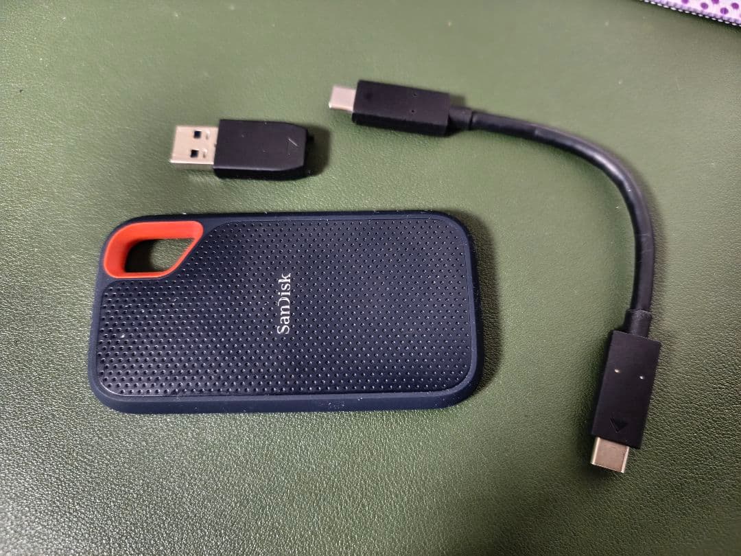 外付けハードディスク・ドライブ SanDisk SSD SDSSDE61-1T00-GH25 1000GB