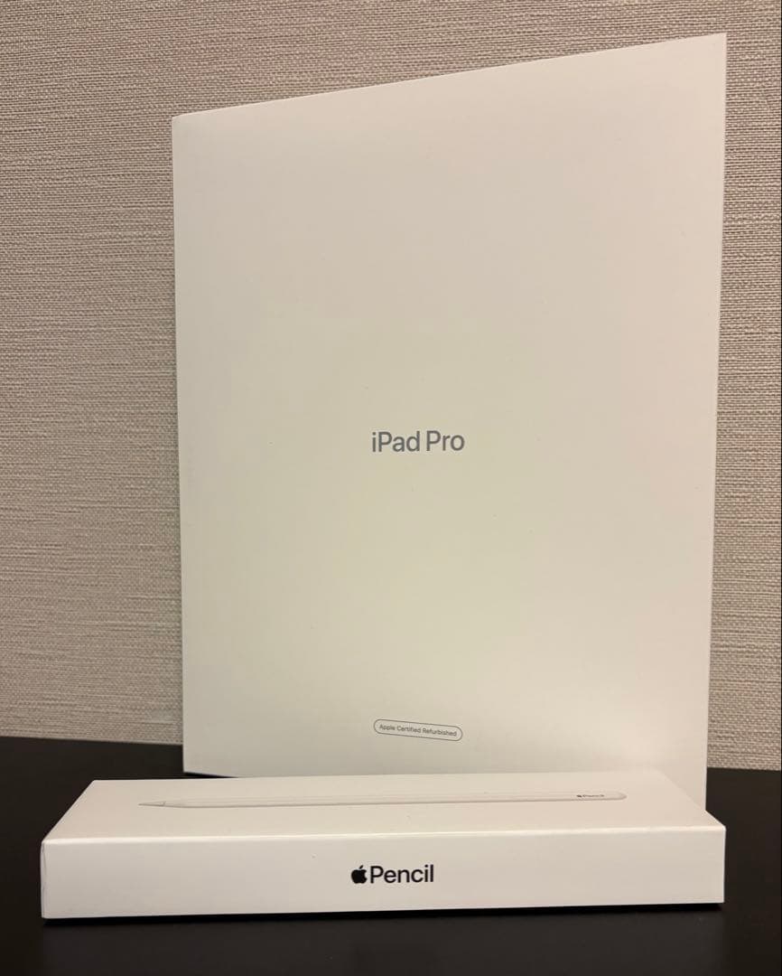 iPad Pro 12.9インチ 第6世代 （その他付属物複数付き、値下げok）