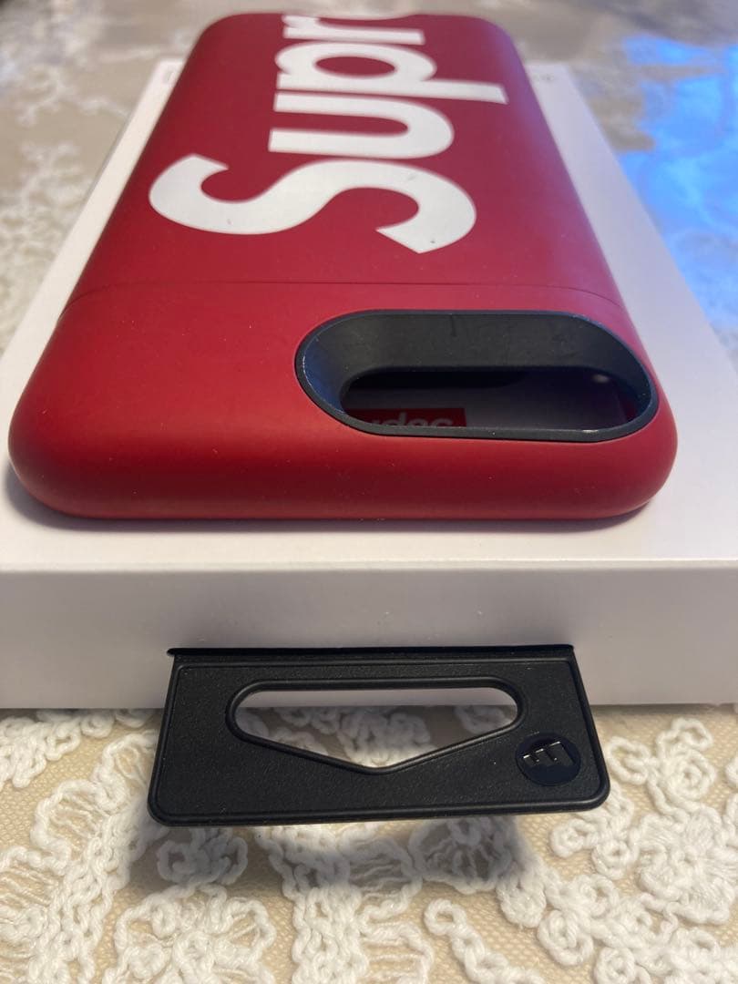 美品シュプリーム mophieコラボケース iPhone7.8plus