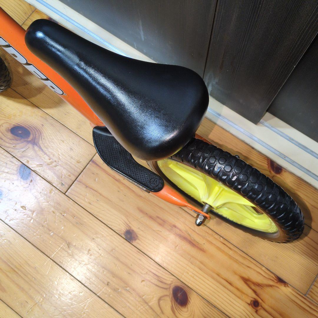 STRIDER SPORT　12インチ カスタムイエロータイヤ