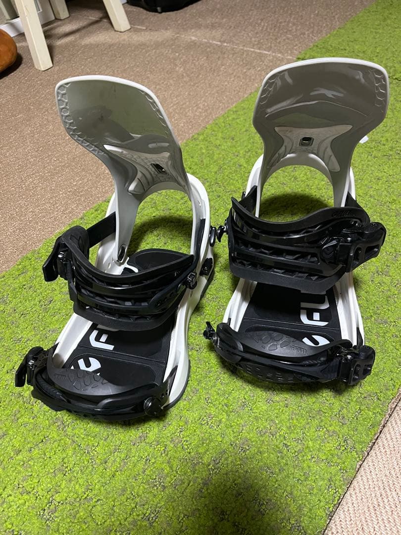 FLUX CV 22-23Mサイズ ホワイト