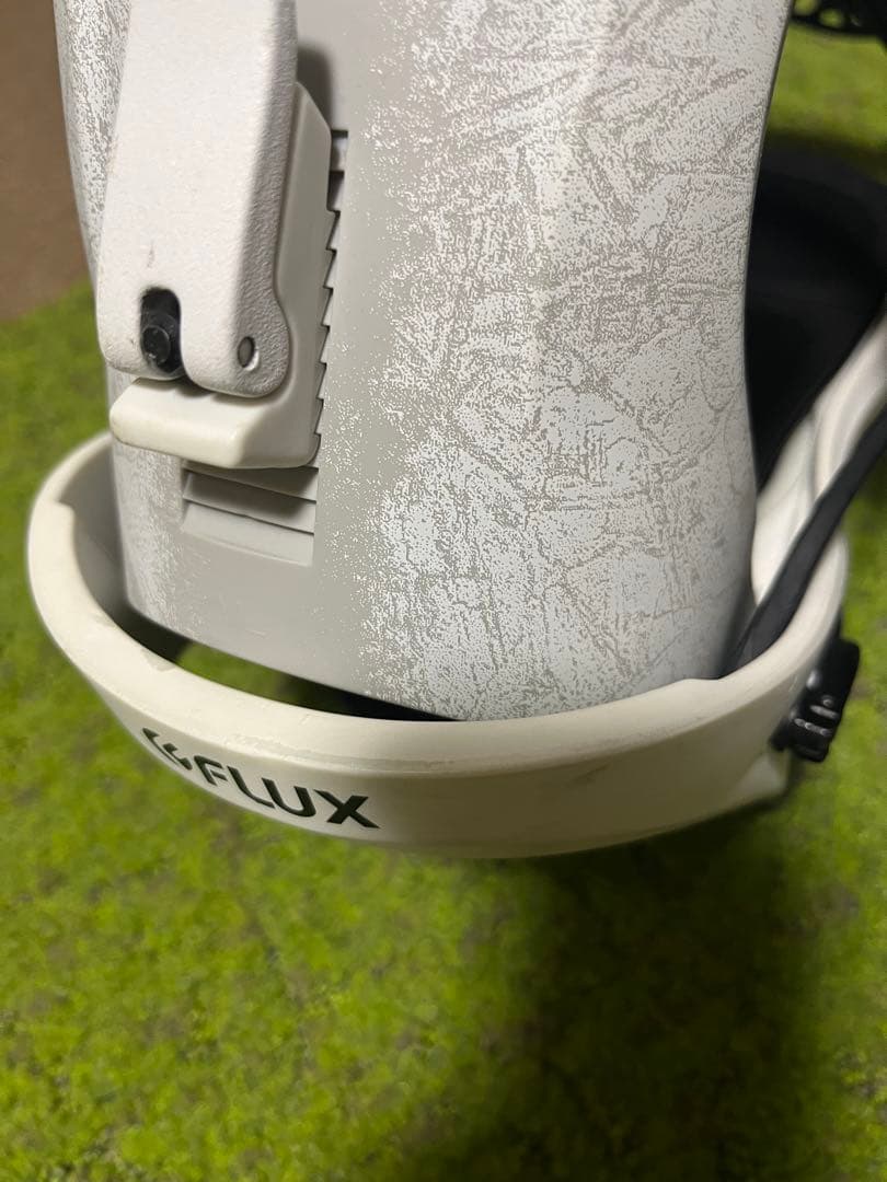 FLUX CV 22-23Mサイズ ホワイト