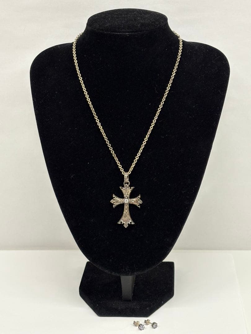  ORDER/ロイヤルオーダーシルバークロスネックレス ピアスセット⭐︎