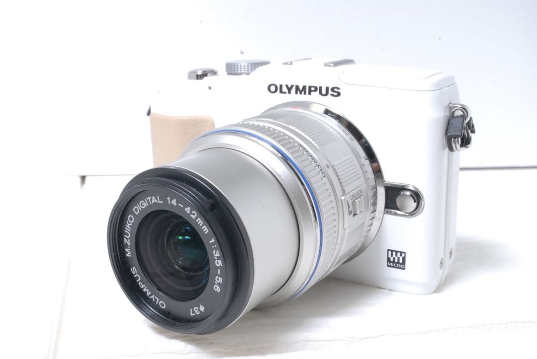 動作品❤️ショット数2496回✨ OLYMPUS E-PL2 ミラーレス一眼カメラ