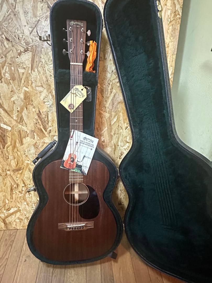 Martin アコースティックギター 00-15M Natural