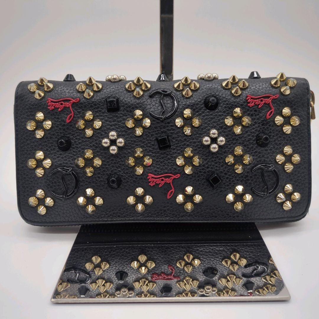 【良品】クリスチャンルブタン☆長財布 ラウンドファスナー パネトーネ スタッズ