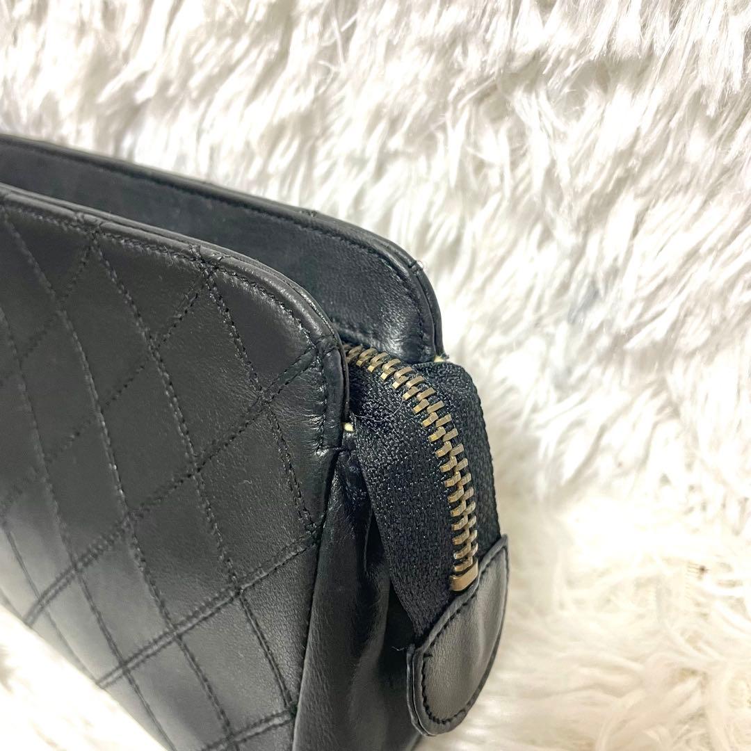 【美品】シャネル ビコローレ マトラッセ ポーチ レザー ココマーク ロゴ金具