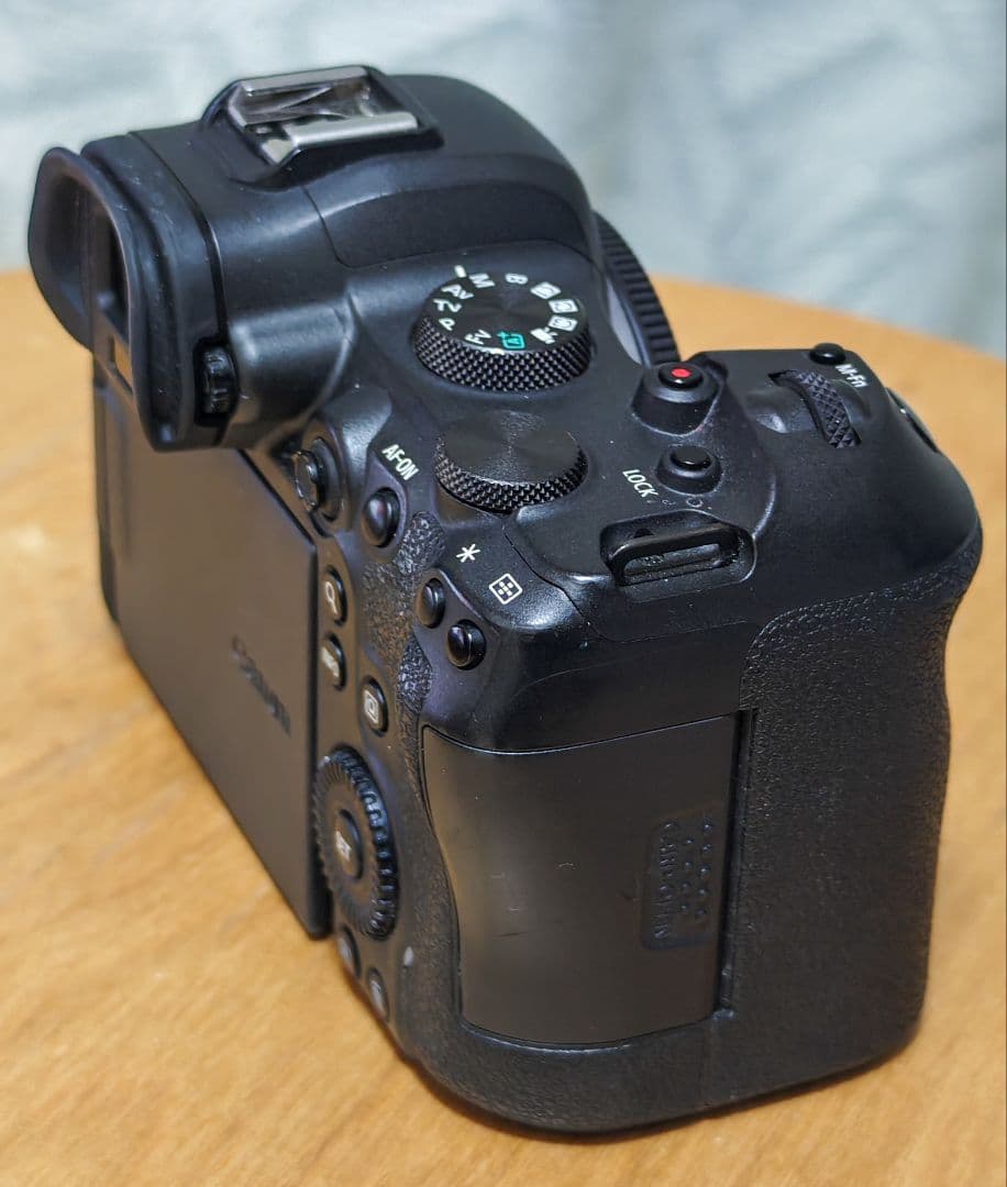 【美品・付属品あり】Canon EOS R6 ボディ 元箱あり 動作確認済