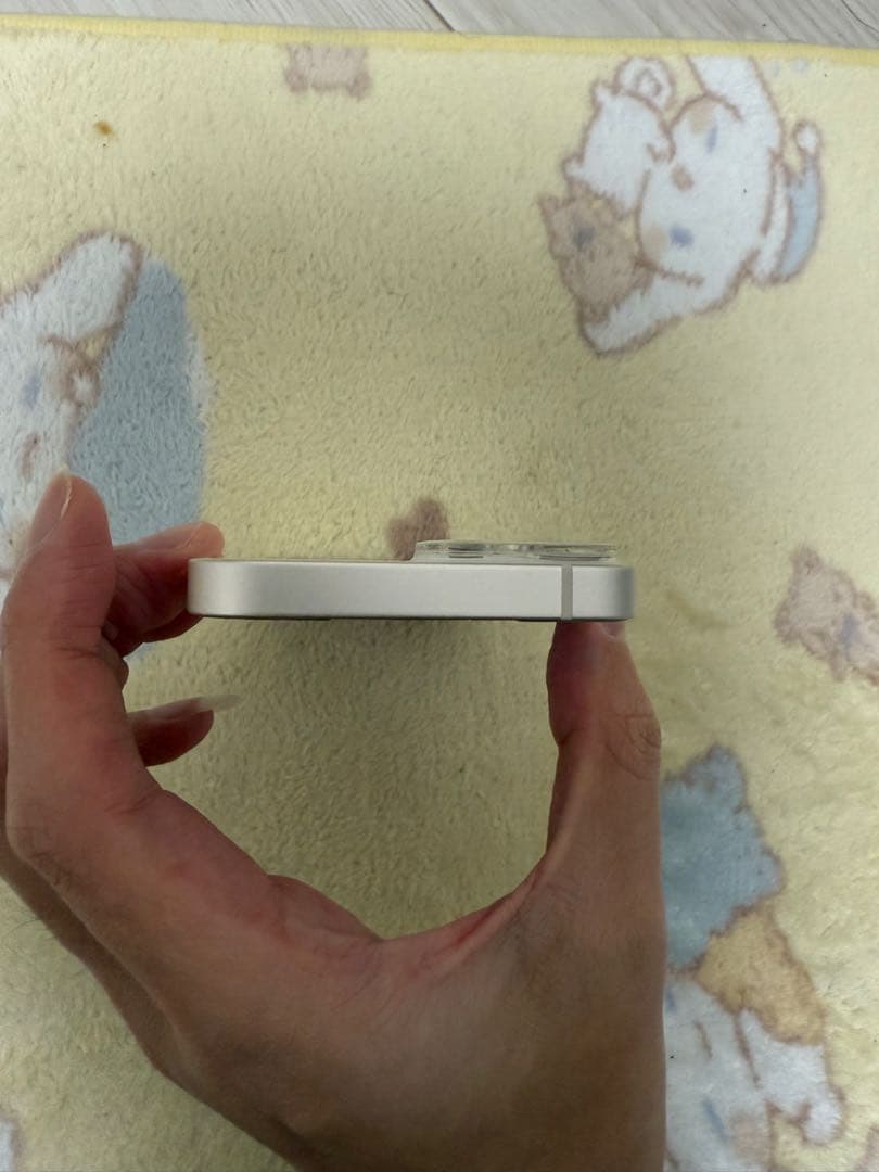 ヤマカミ　限定特価　iPhone 13 mini スターライト128 GB