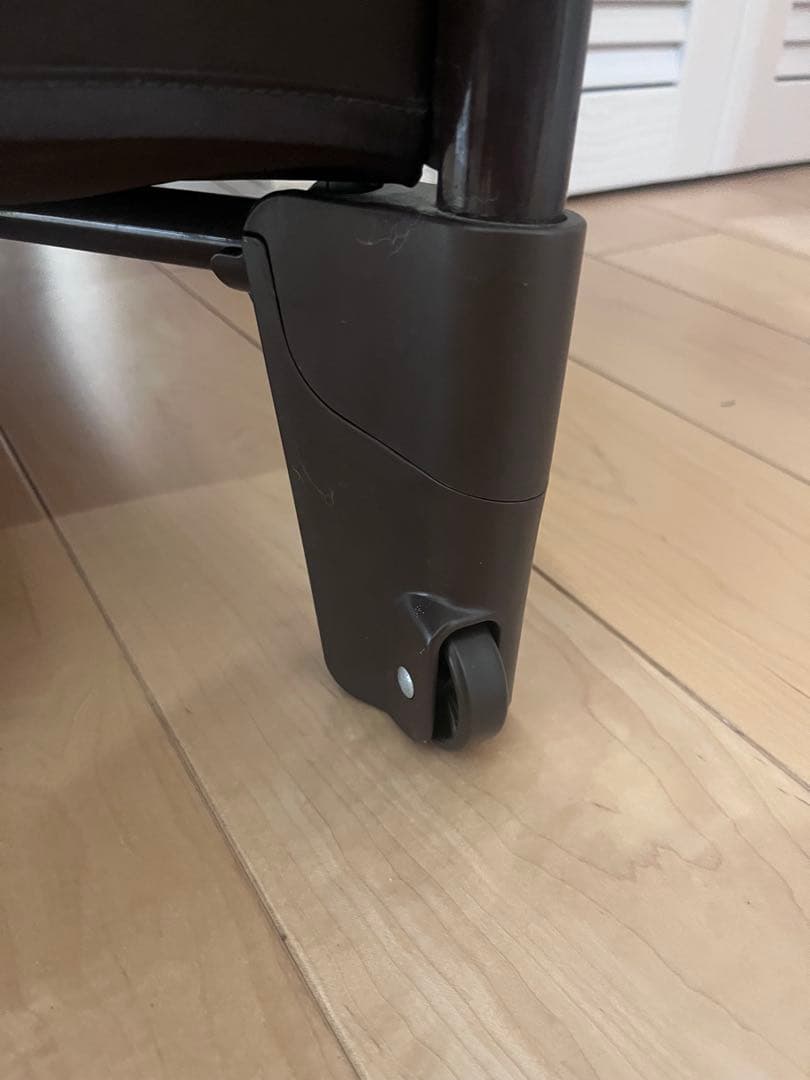 アップリカ　ココネルエアープラス　チョコレート