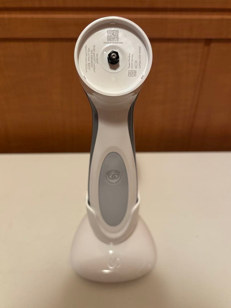 genLOC ニュースキン ルミスパ スターターキット　充電器付き　標準タイプ