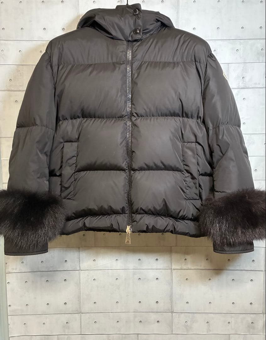 モンクレール EFFRAIE エフレ ファー付ダウン 黒 正規品