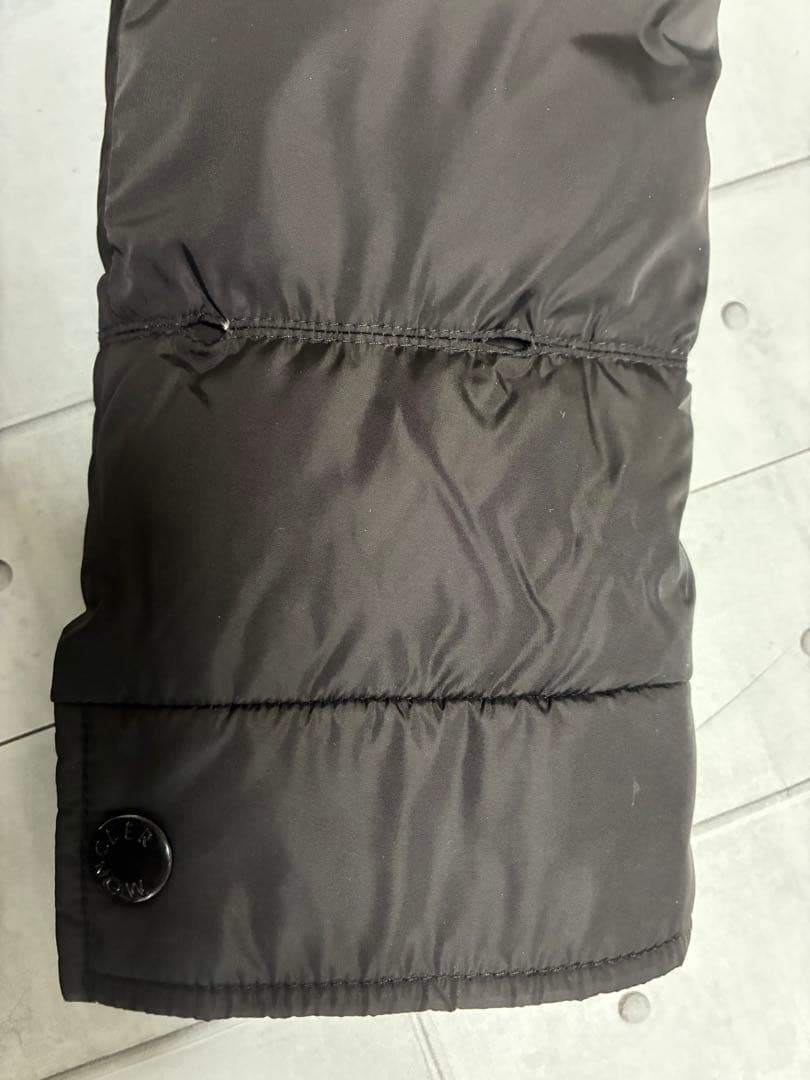 モンクレール EFFRAIE エフレ ファー付ダウン 黒 正規品