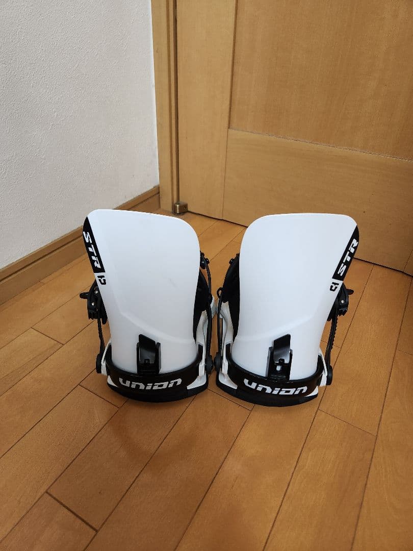 UNION STR ビンディング ホワイト/ブラック　23-24 L