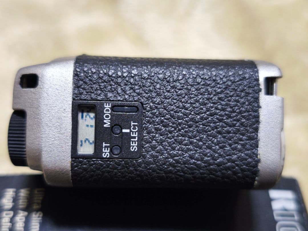 【超美品、箱付き】リコー　フィルムカメラ　GR1date　シルバー