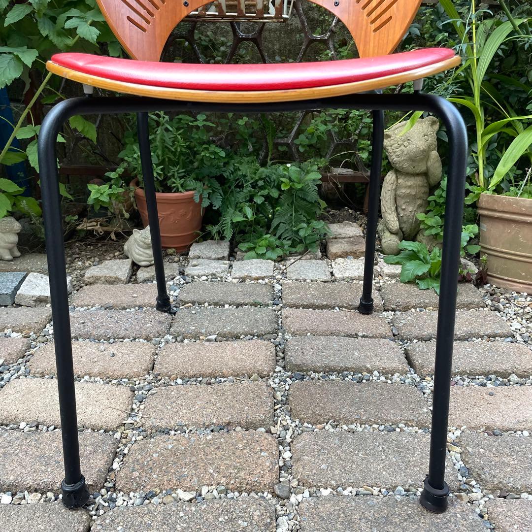 デンマーク　フレデリシア　椅子　ナナディツエル　　赤　ウェグナー 北欧