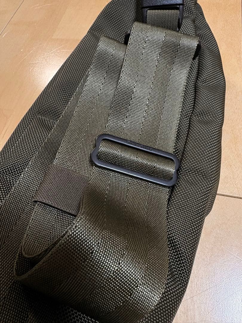 美品⭐︎BRIEFING/TRIPOD トライポット/オリーブ/廃盤カラー