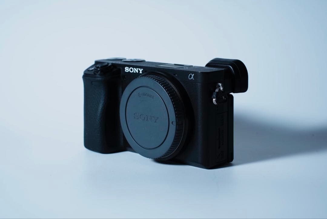 【美品】Sony α6400 ボディ+バッテリーチャージャー バッテリー3個