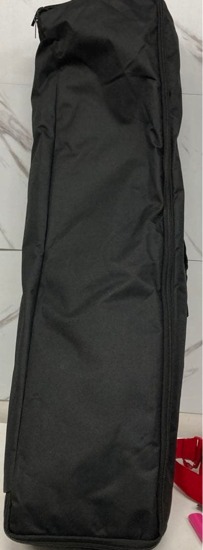 b プロジェクター　自立式120インチ スクリーン スタンド付き 4K解像度