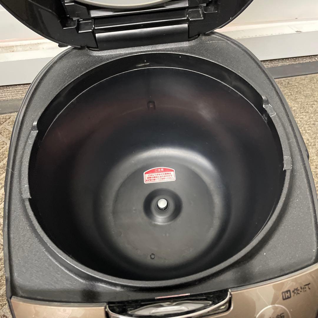 0064 タイガー　JKT-P180 炊飯器　IH炊飯ジャー　2020年製