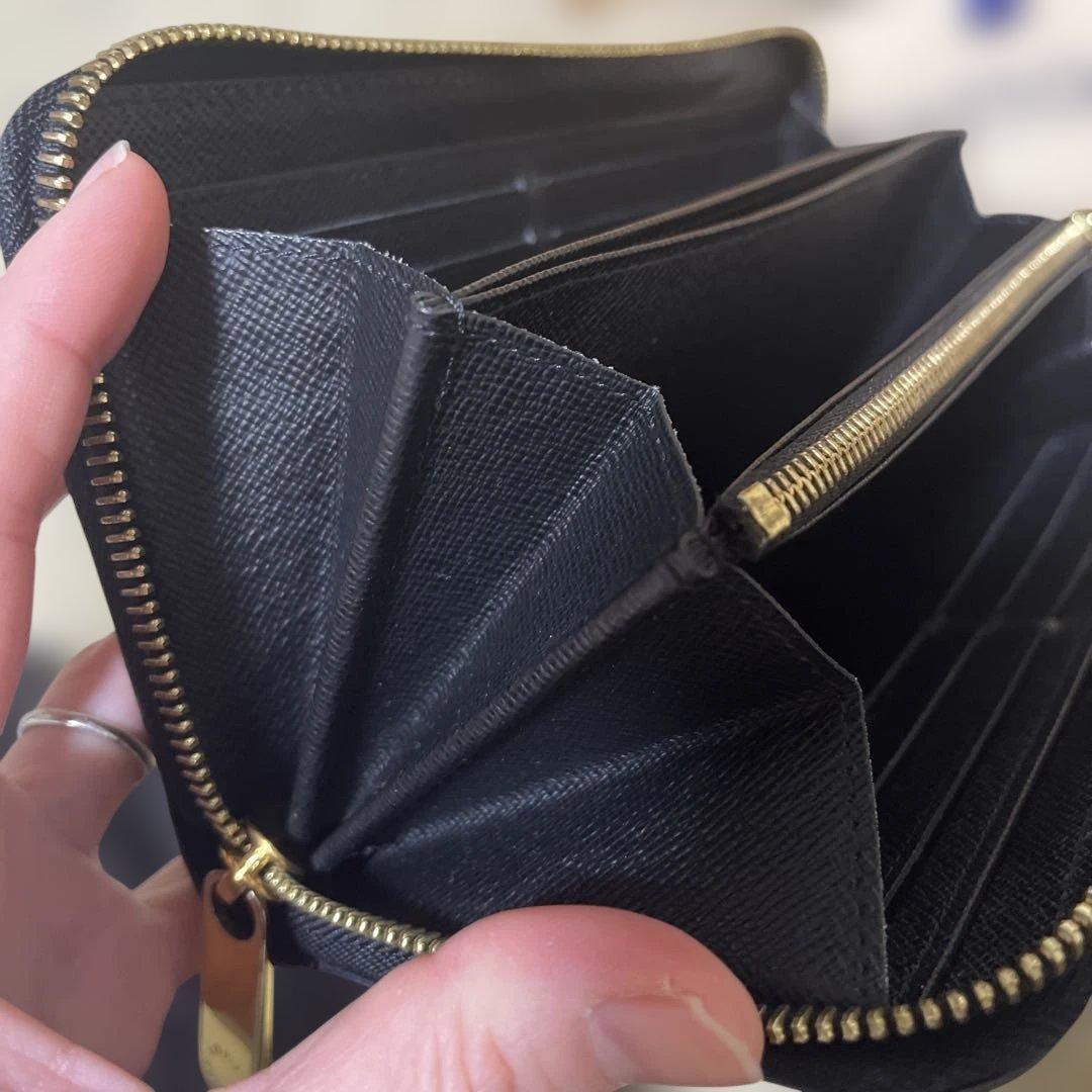 Louis Vuitton 長財布 ジッピーウォレット　エピ　ブラック