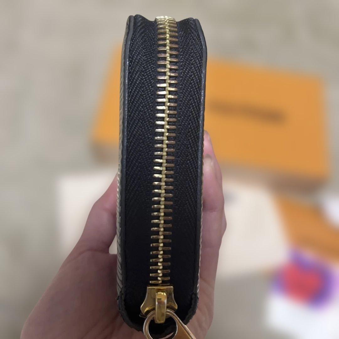 Louis Vuitton 長財布 ジッピーウォレット　エピ　ブラック