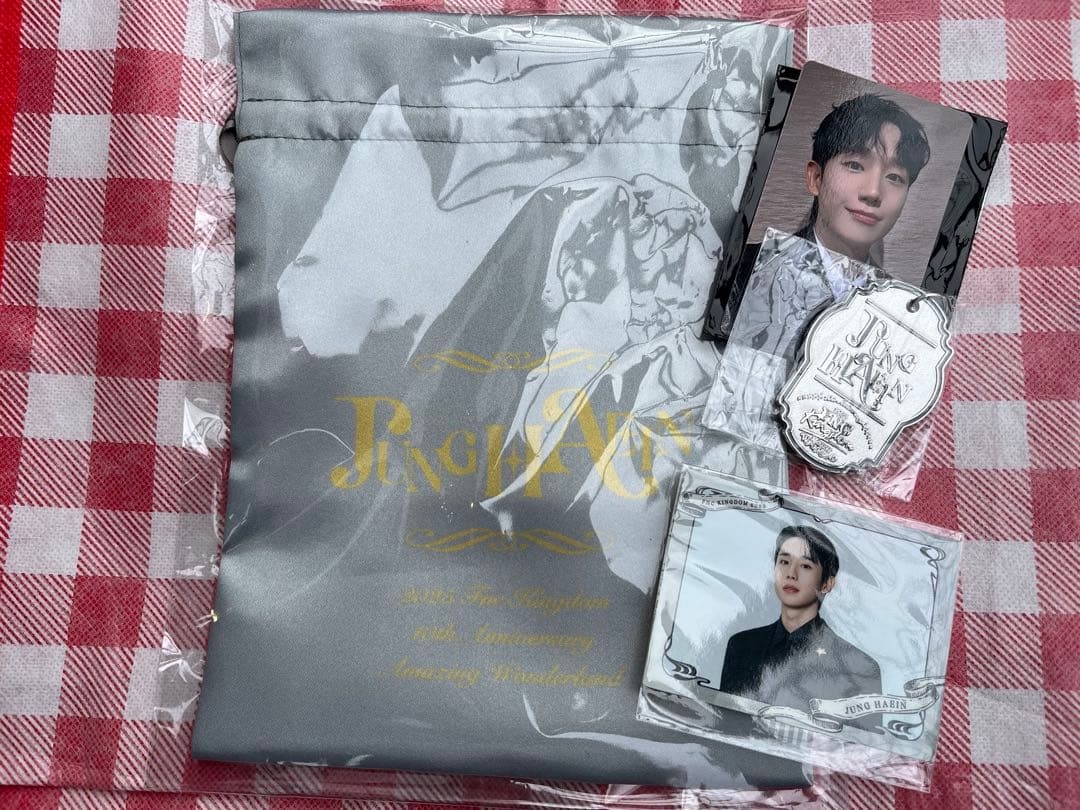 【購入特典ステッカー付】チョンヘイン2025 FNC KINGDOMグッズセット