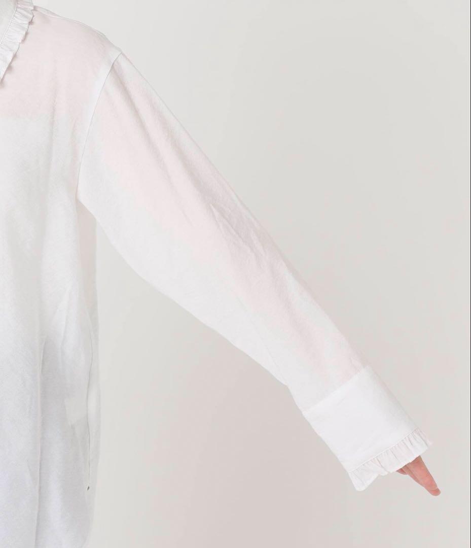 スピック&スパン　フリルカラーブラウス　ホワイト　タグ付き新品未使用